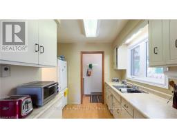 205 SPENCE CR CRESCENT - 11