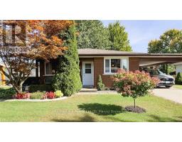 205 SPENCE CR CRESCENT - 3