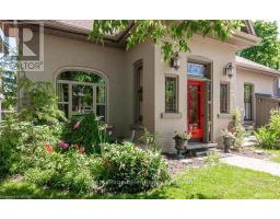 26 DALY AVENUE - 2