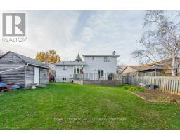 6 HOLLYBERRY PLACE - 36