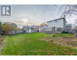 6 HOLLYBERRY PLACE - 37