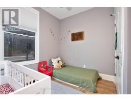 167 JAMES STREET - 16