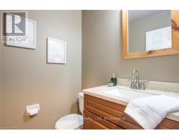 26 DICKENS PLACE - 22
