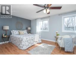 26 DICKENS PLACE - 23