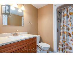 26 DICKENS PLACE - 25