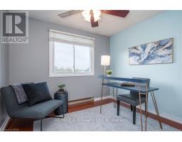 26 DICKENS PLACE - 26