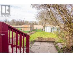 26 DICKENS PLACE - 3