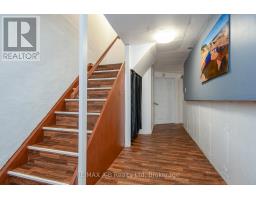 26 DICKENS PLACE - 39