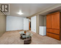 26 DICKENS PLACE - 41