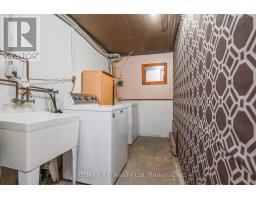 26 DICKENS PLACE - 43