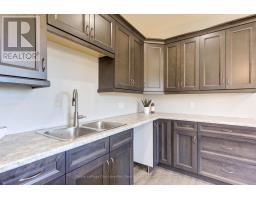 272 QUEEN STREET S - 16