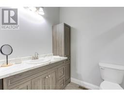 272 QUEEN STREET S - 21