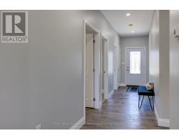 272 QUEEN STREET S - 6