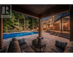 586 EASTGATE WALK - 36