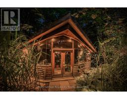 586 EASTGATE WALK - 38