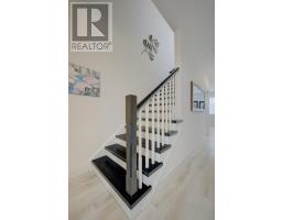 41 QUEENSWAY DRIVE - 19