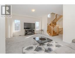 35 HITCHMAN STREET E - 10