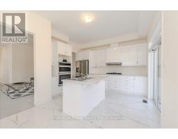 35 HITCHMAN STREET E - 16