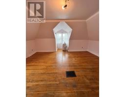230 QUEEN STREET E - 21