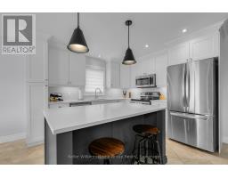 46 HALLIDAY DRIVE - 10