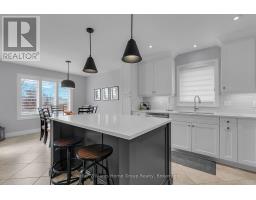 46 HALLIDAY DRIVE - 6