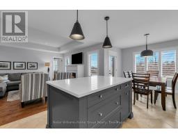 46 HALLIDAY DRIVE - 9