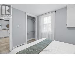 236 SYDENHAM STREET - 24