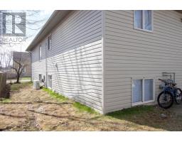 17 LAURIER STREET - 6