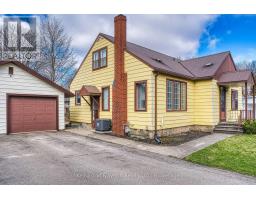 11 CHURCHILL DRIVE - 10