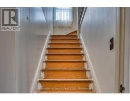 11 CHURCHILL DRIVE - 24