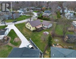 11 CHURCHILL DRIVE - 40