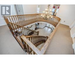 667 BURNETT AVENUE - 18