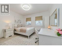 667 BURNETT AVENUE - 24
