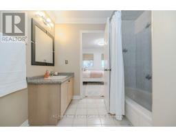 667 BURNETT AVENUE - 26