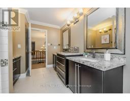 667 BURNETT AVENUE - 29