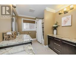 667 BURNETT AVENUE - 30