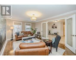 667 BURNETT AVENUE - 4