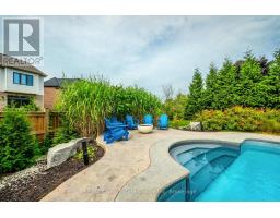 667 BURNETT AVENUE - 40
