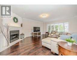 667 BURNETT AVENUE - 7