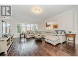 667 BURNETT AVENUE - 9