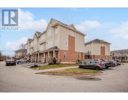 23 - 100 CHESTER DRIVE - 42