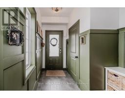 23 - 100 CHESTER DRIVE - 7