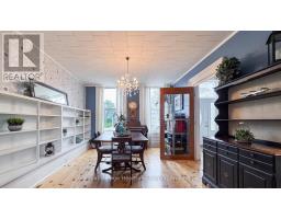 142 MAPLE STREET - 13