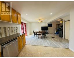 32 REGINA ROAD - 12