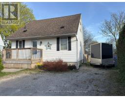 32 REGINA ROAD - 2