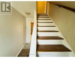 32 REGINA ROAD - 25