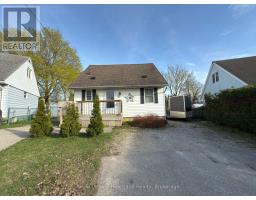 32 REGINA ROAD - 39