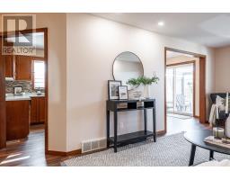389 MAPLE AVENUE - 11