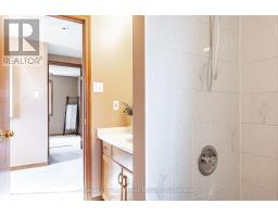 389 MAPLE AVENUE - 33