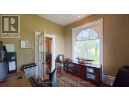 73399 LONDON ROAD - 26